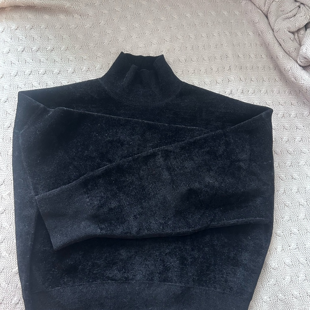 Black Women's Sweater